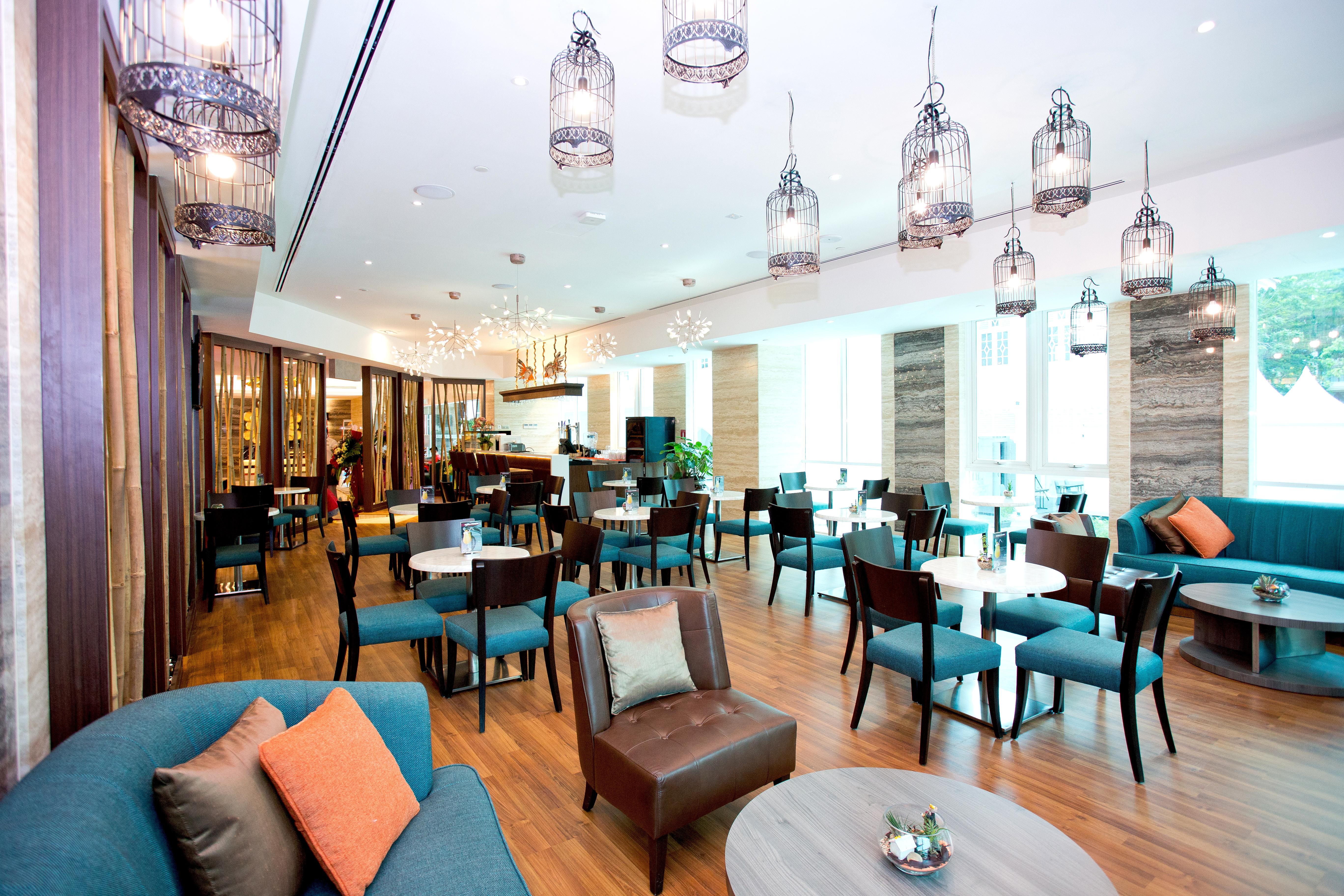 Vouk Hotel Suites, Penang Джорджтаун Экстерьер фото
